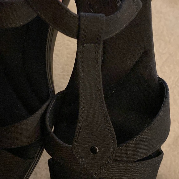 ***NWOT*** GRASSHOPPERS “ROSE” ORTHOLITE T-STRAP‎ SANDALS SIZE 11 - Picture 14 of 14